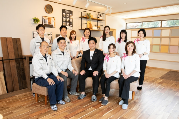 幸枝建設スタッフ集合写真